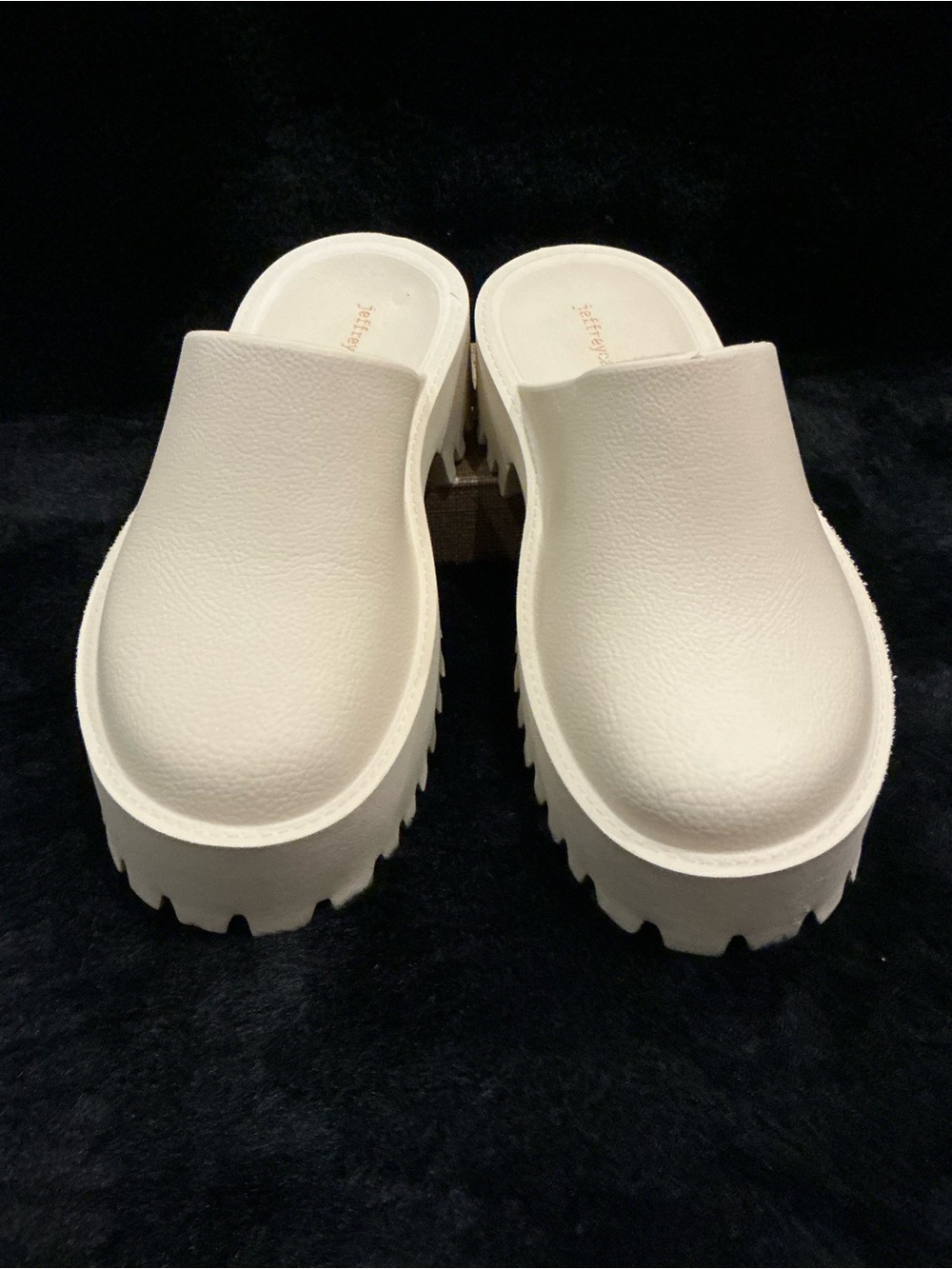 Jeffrey Campbell Clogge Platform Mule Size 9